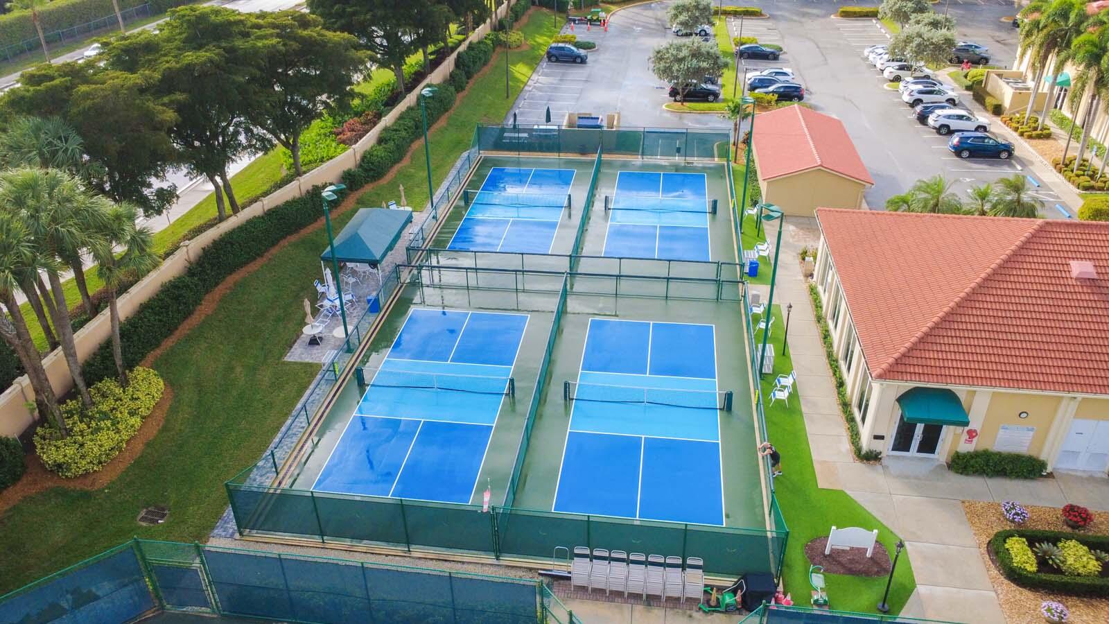 CASCADE LAKES - Residential