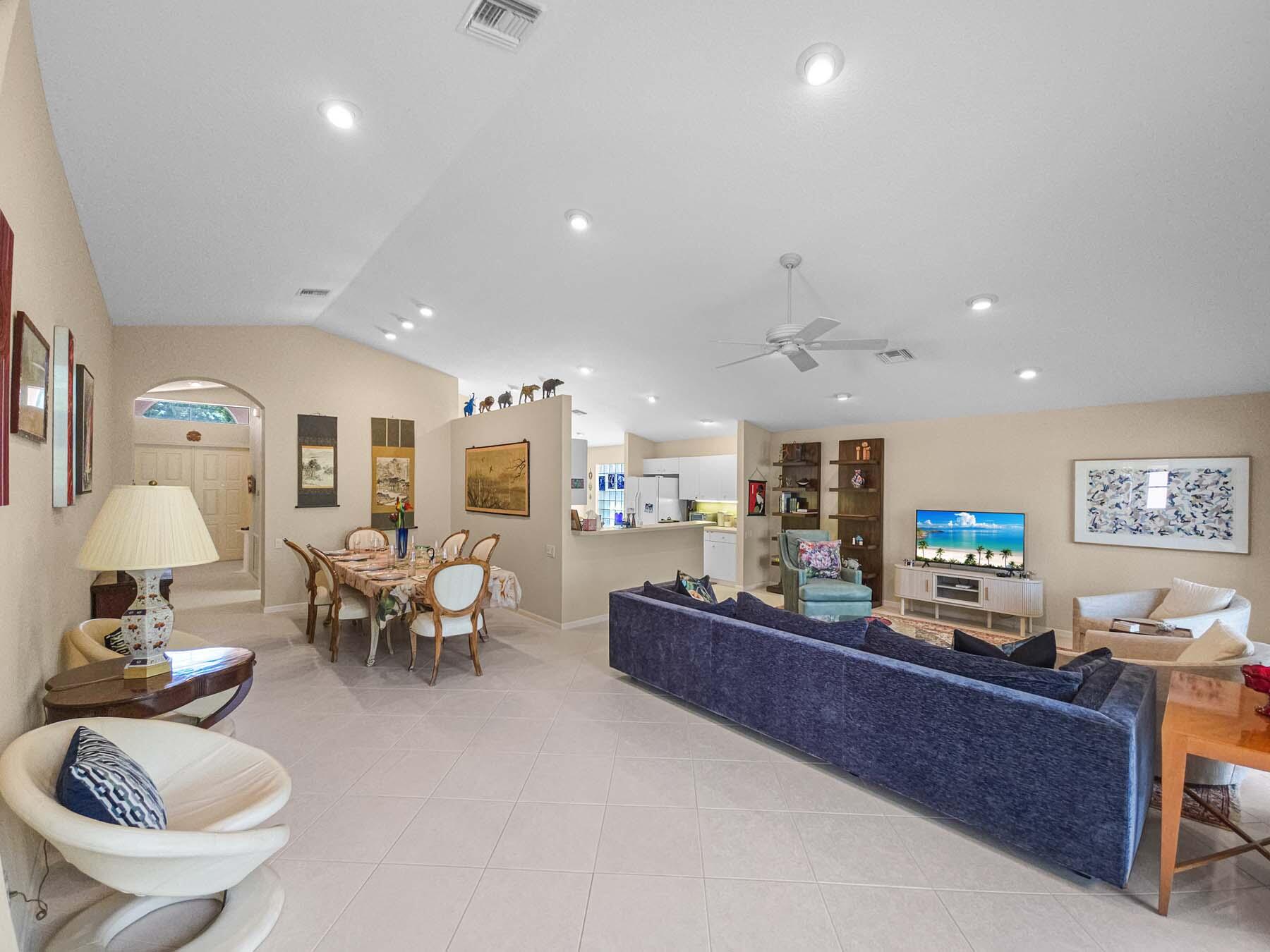 CASCADE LAKES - Residential