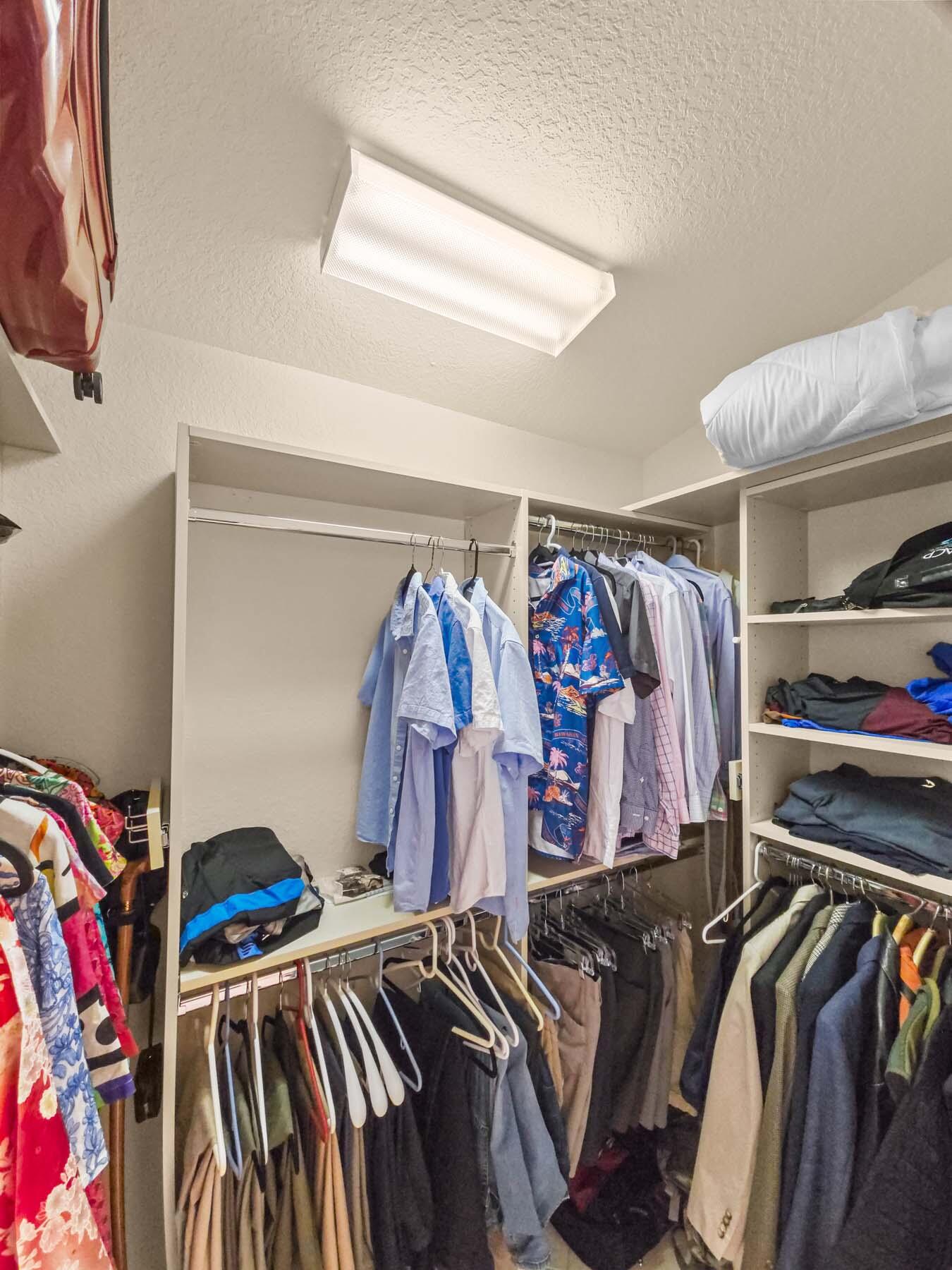 CASCADE LAKES - Residential