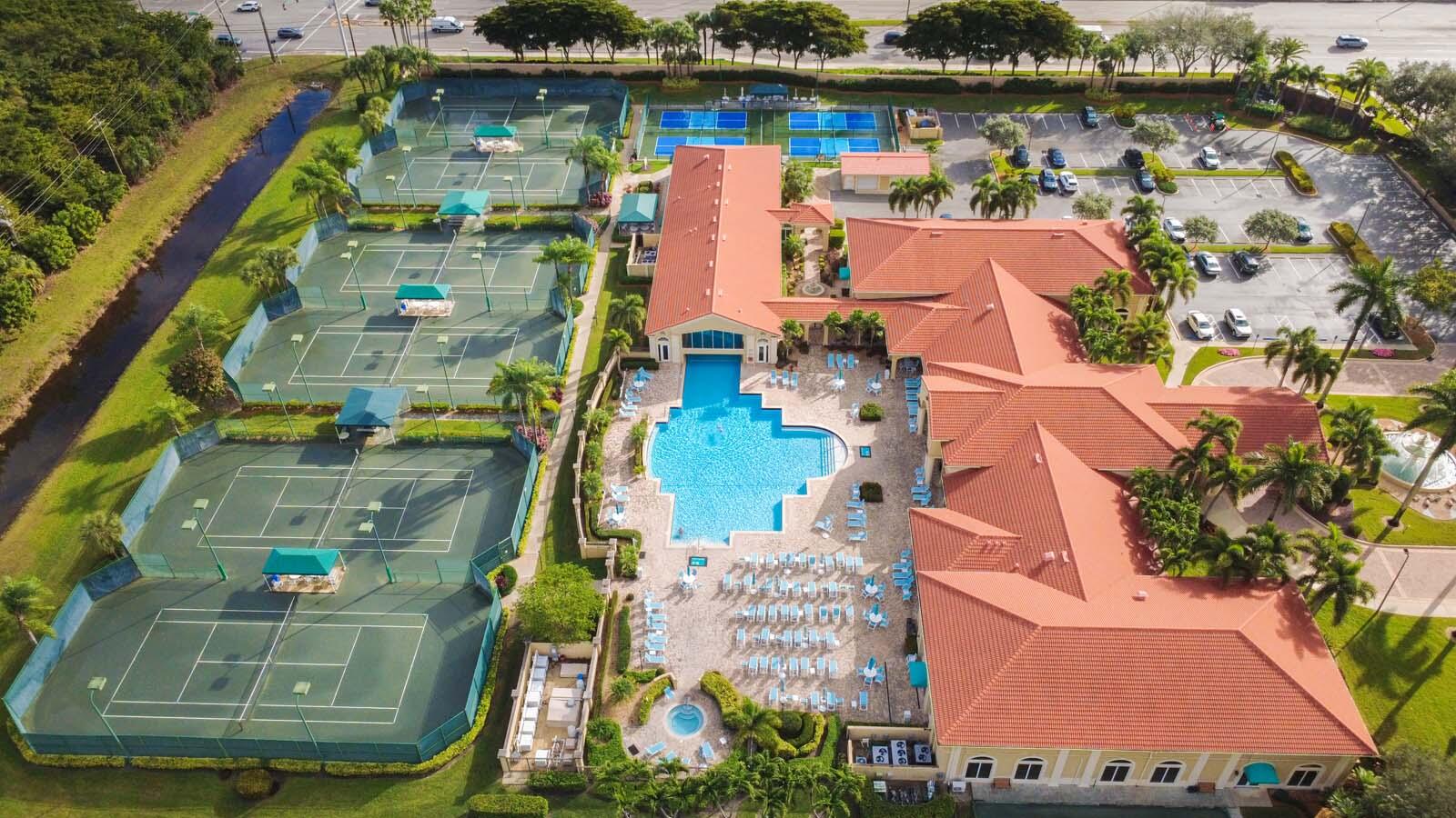 CASCADE LAKES - Residential