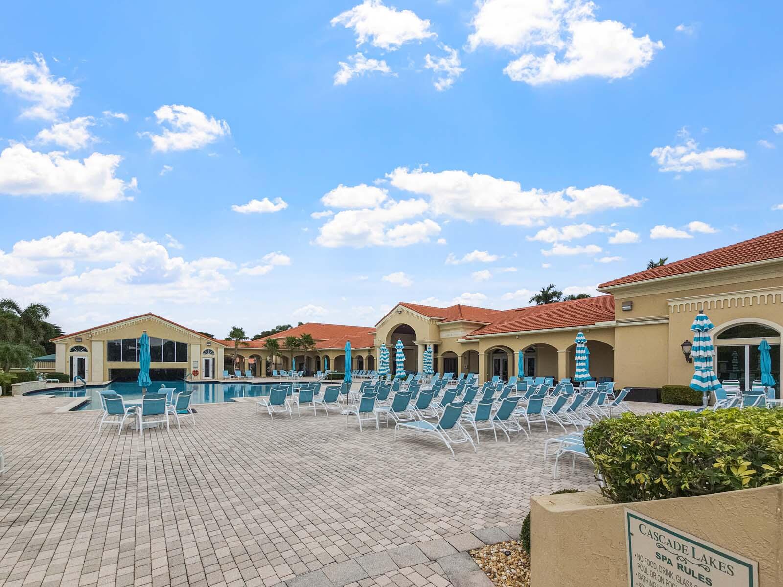 CASCADE LAKES - Residential