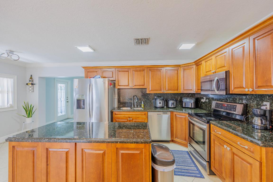 2578 Kentucky Street