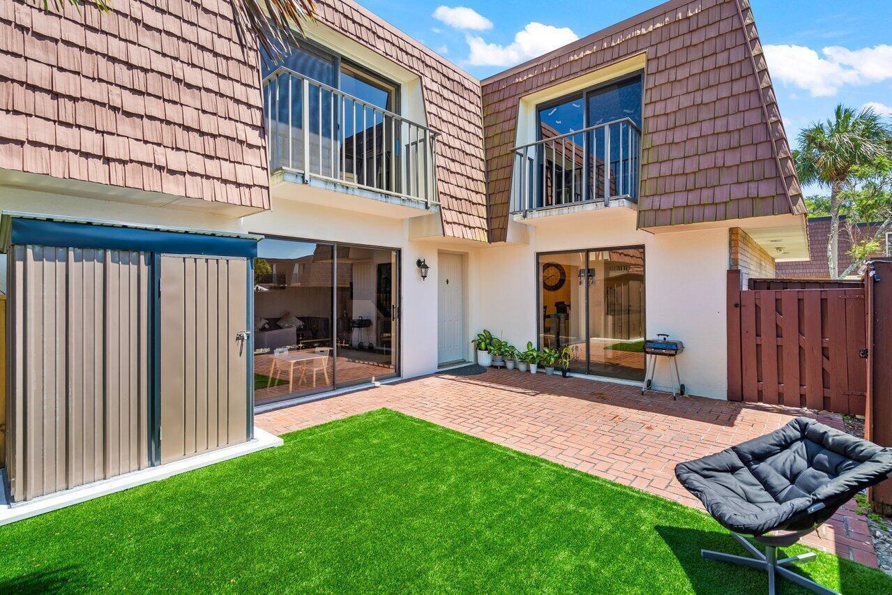 3571 SW Sunset Trace Circle