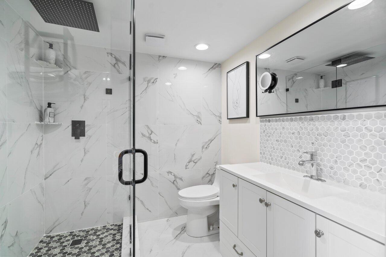 SUNSET TRACE AT MARTIN DO - Residential Lease