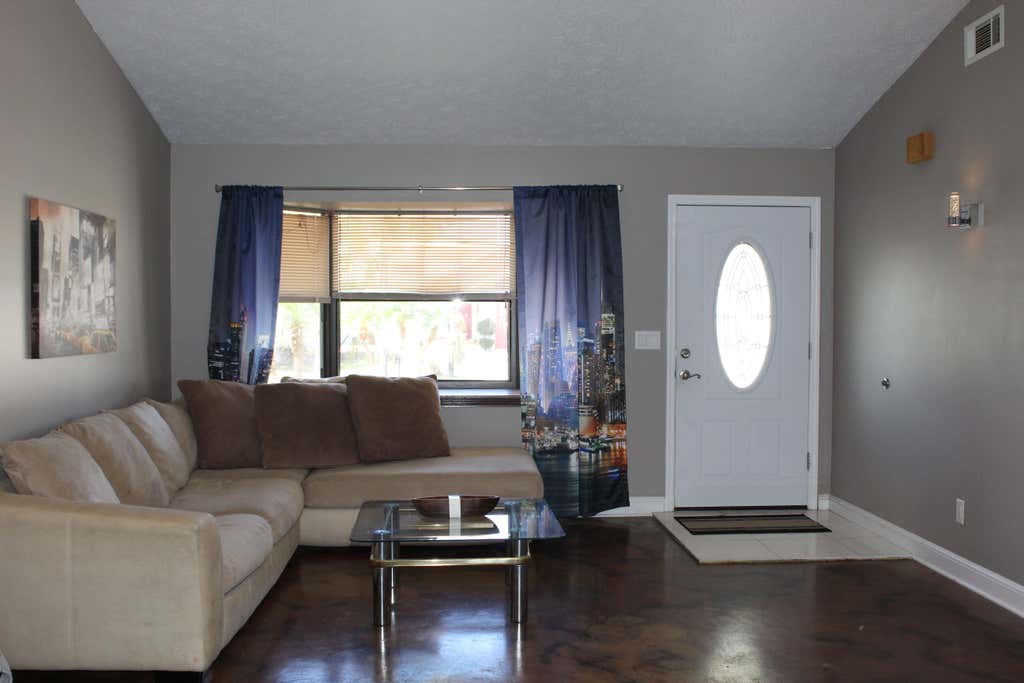 Photo of 2601 SE Export Avenue, Port Saint Lucie, FL 34952 (MLS # R10970257)
