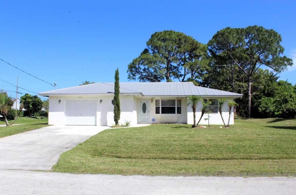 Photo of 2601 SE Export Avenue, Port Saint Lucie, FL 34952 (MLS # R10970257)