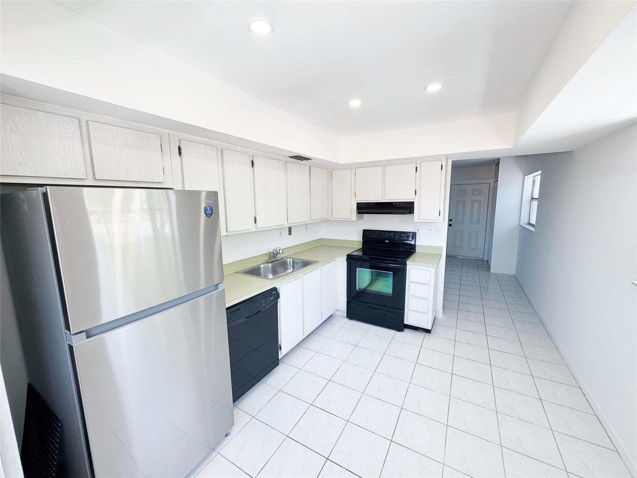 336 SW 1st St B-5