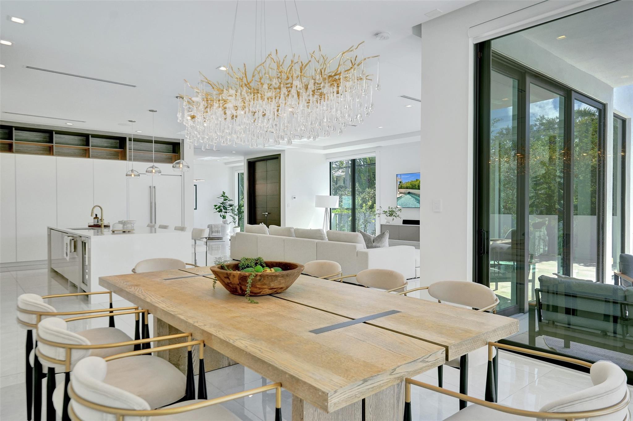 RIO VISTA ISLES - Residential Lease