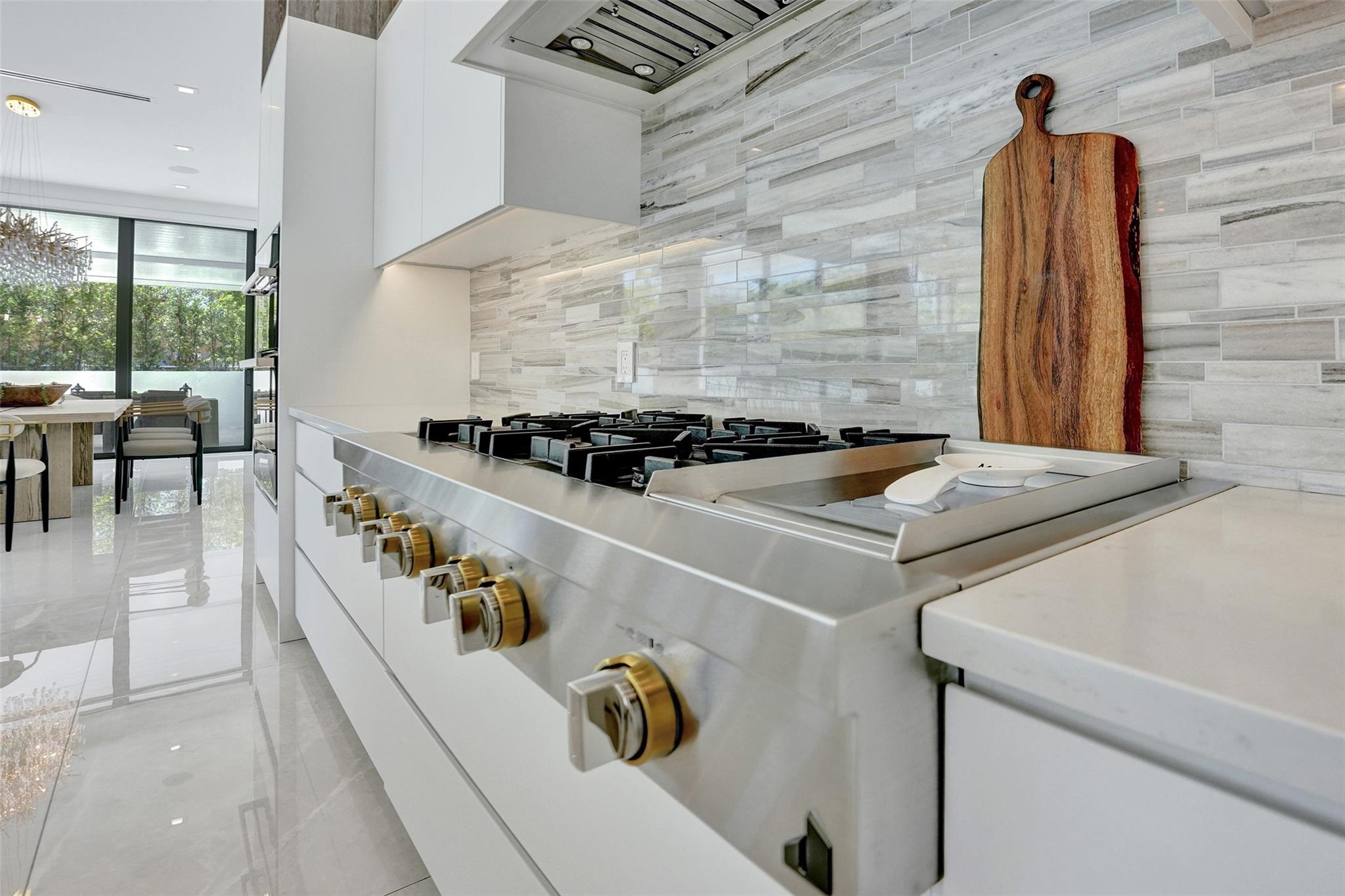 RIO VISTA ISLES - Residential Lease