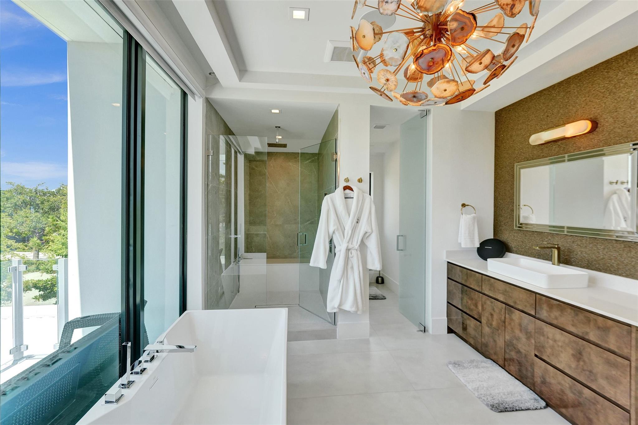 RIO VISTA ISLES - Residential Lease