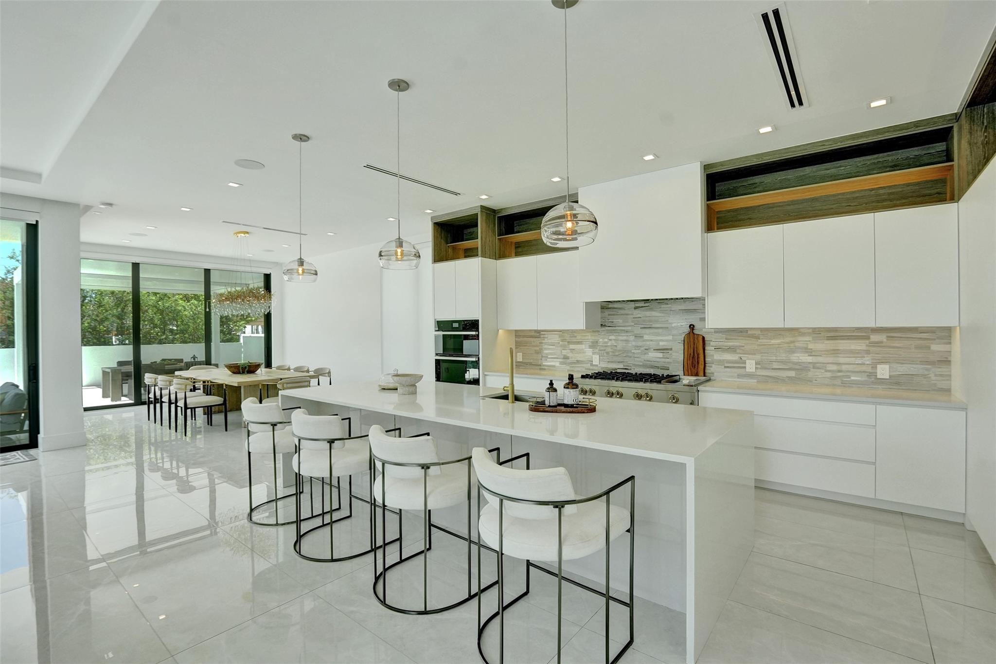 RIO VISTA ISLES - Residential Lease