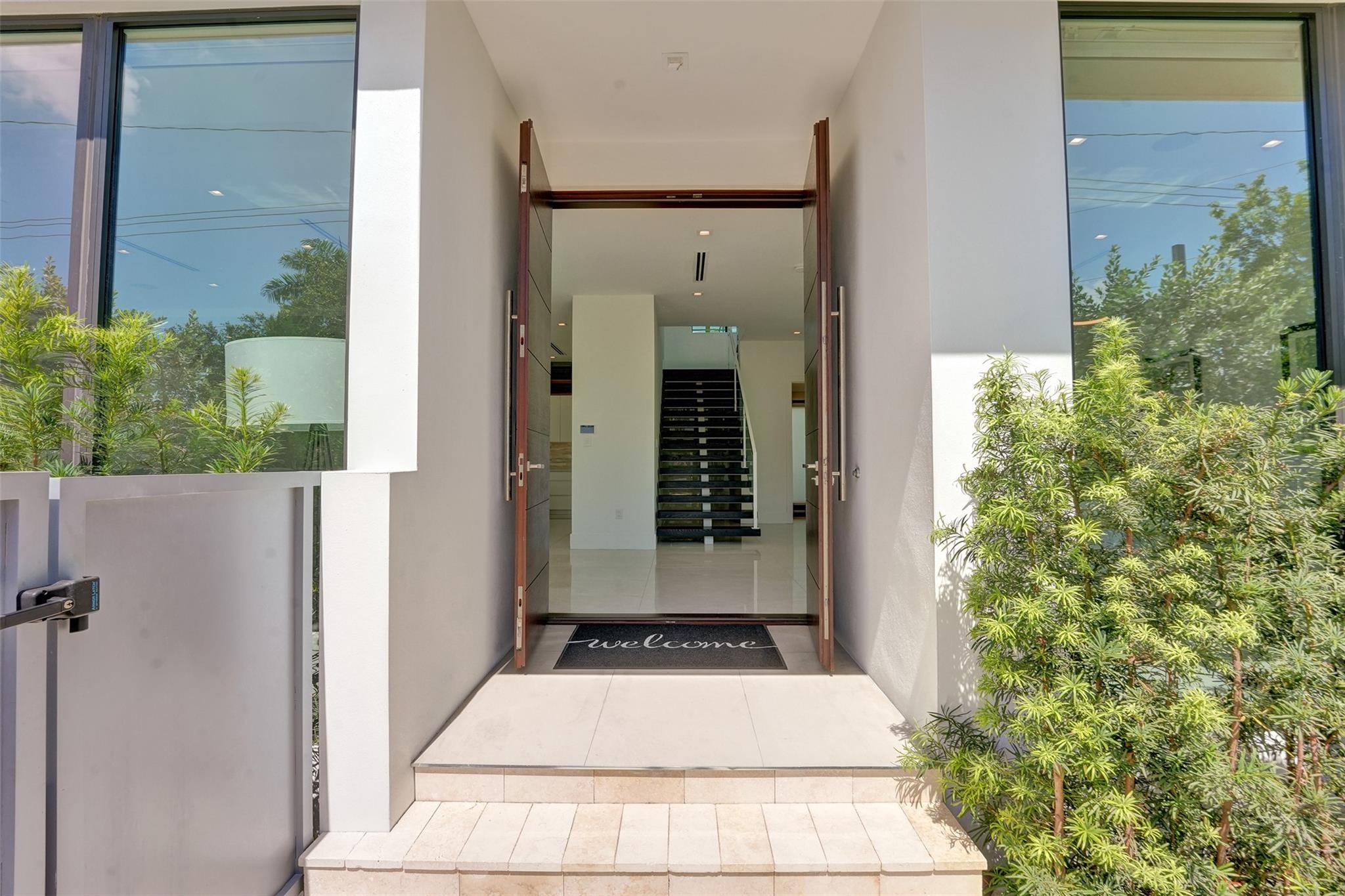 RIO VISTA ISLES - Residential Lease