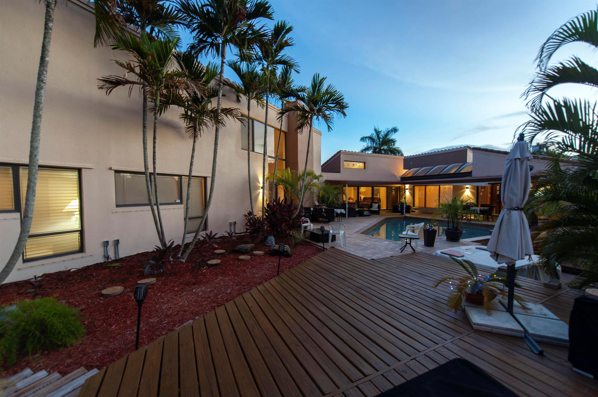 BOCA BAY COLONY - Residential