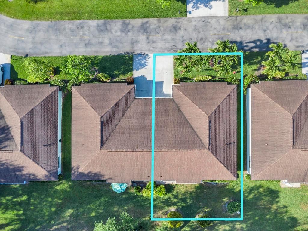 Photo of 9945 Papaya Tree Trail #A, Boynton Beach, FL 33436 (MLS # R11077862)