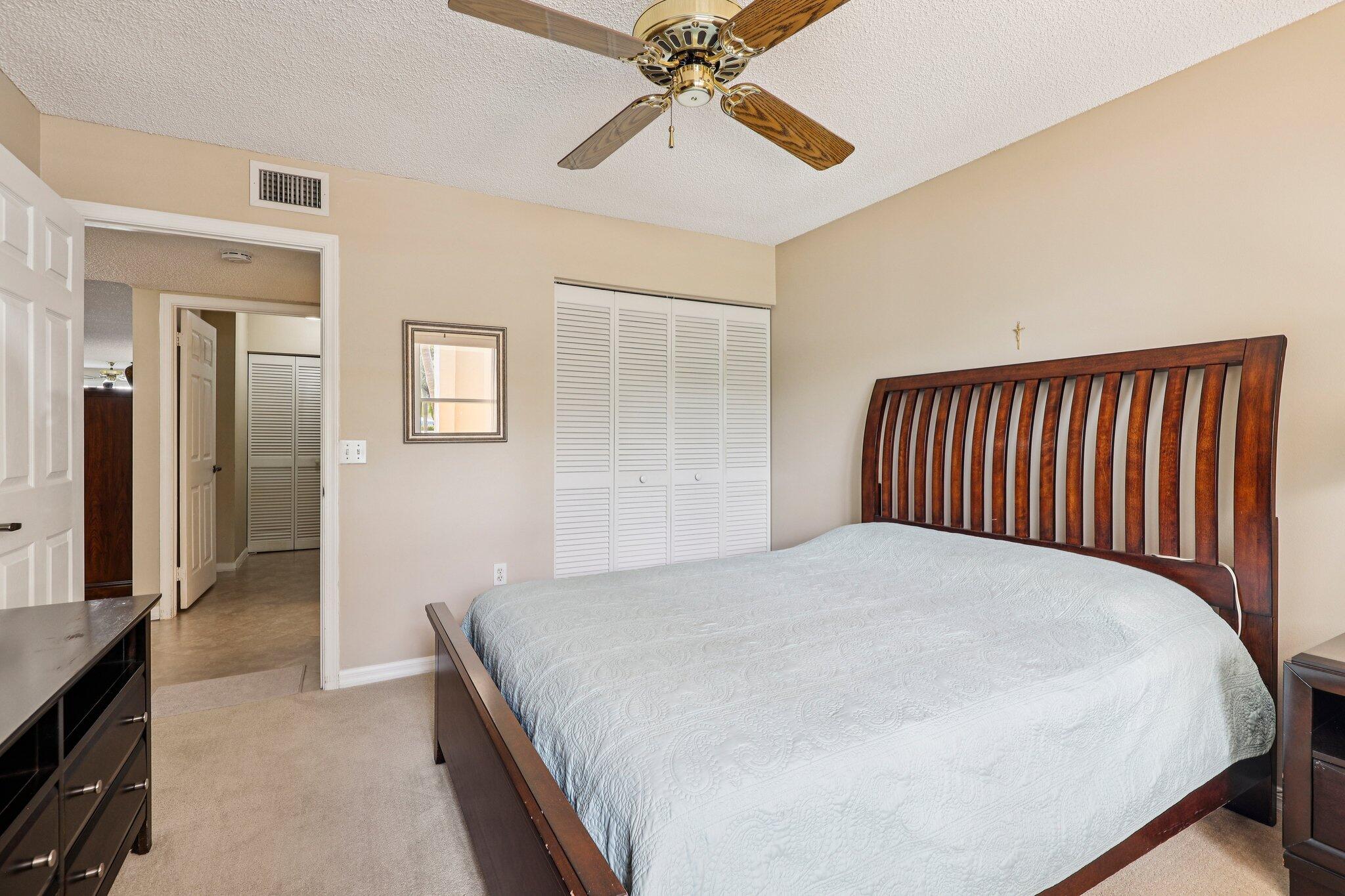 SUNRISE LAKES 203 CONDO - Residential