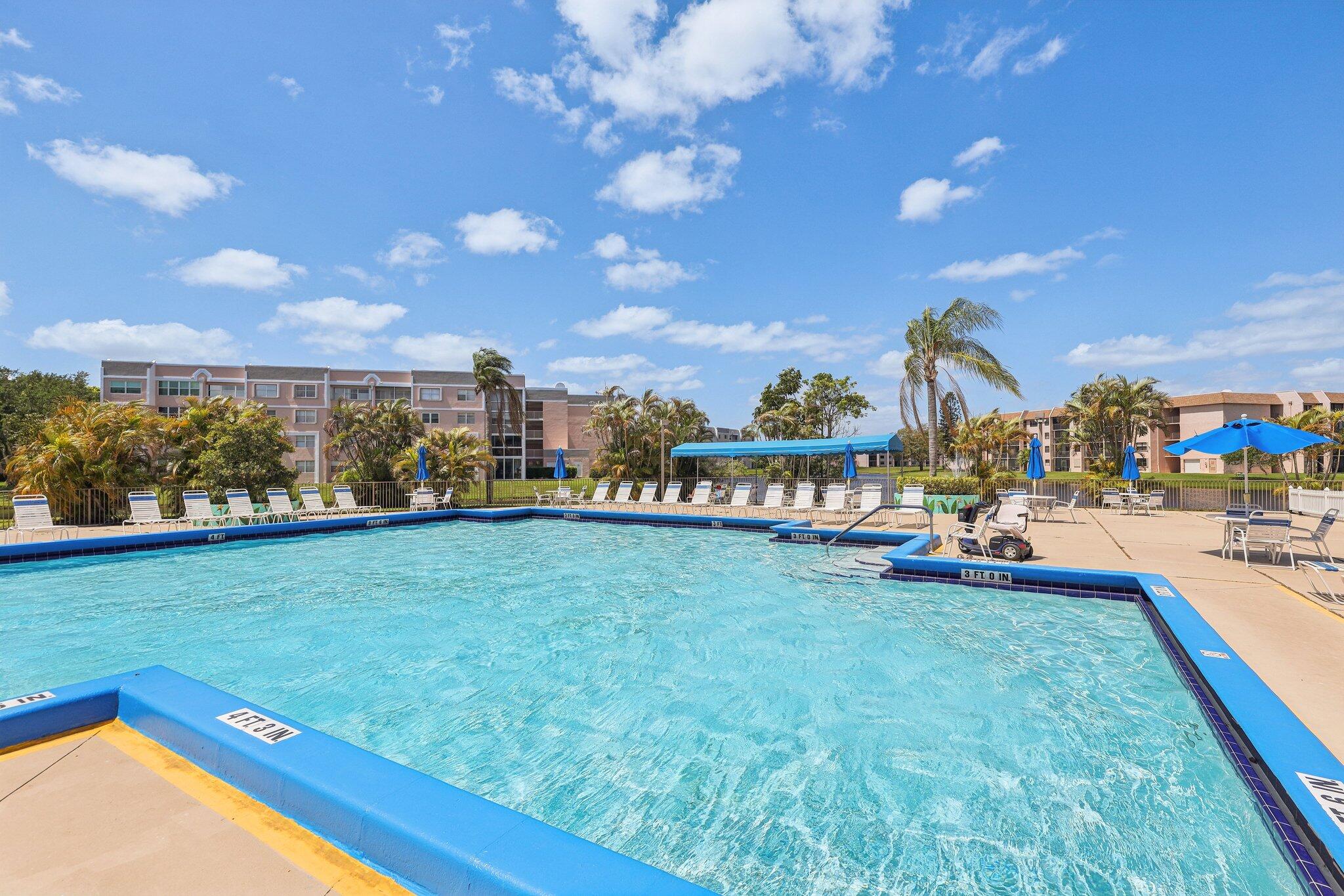 SUNRISE LAKES 203 CONDO - Residential