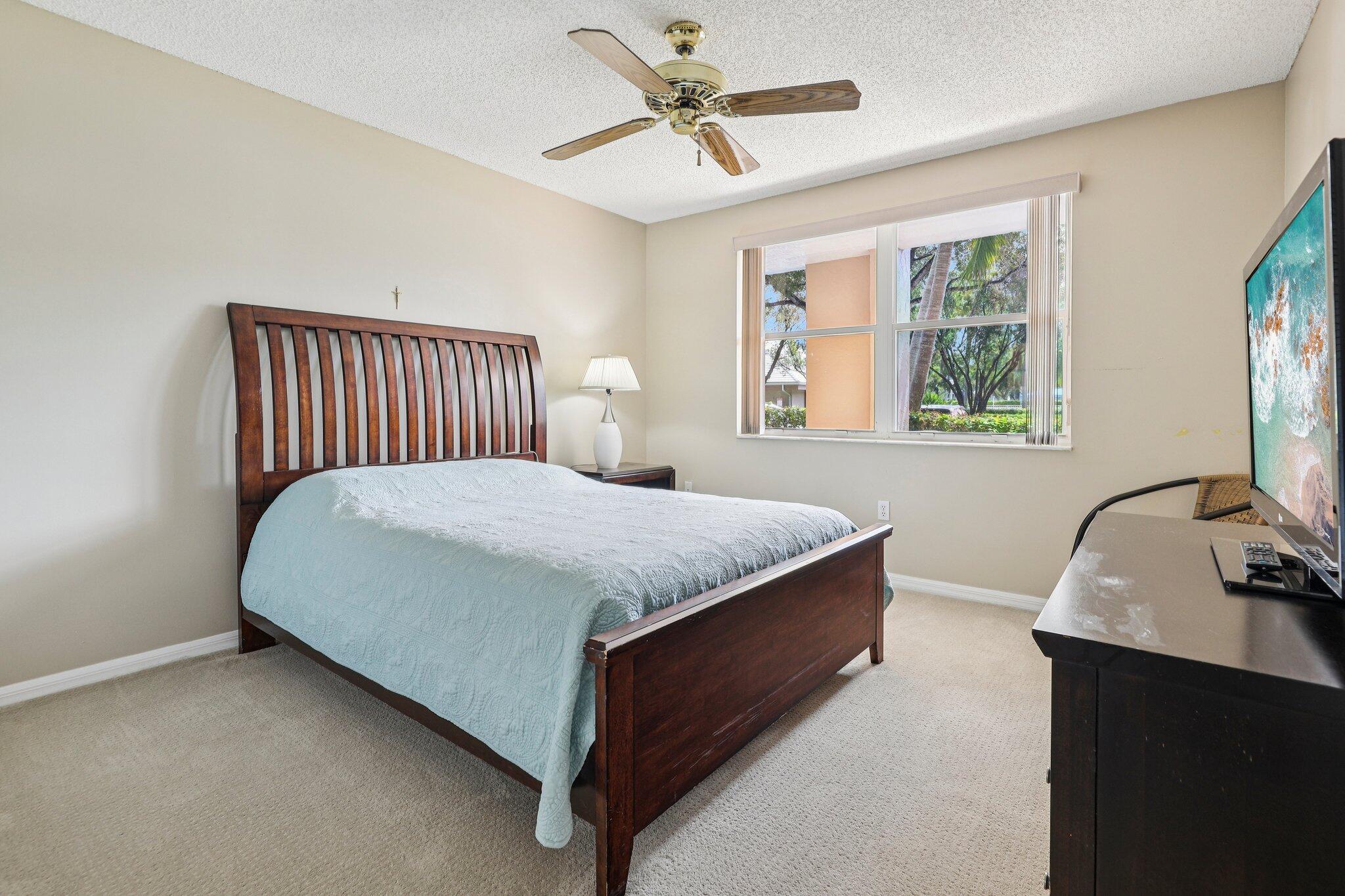 SUNRISE LAKES 203 CONDO - Residential