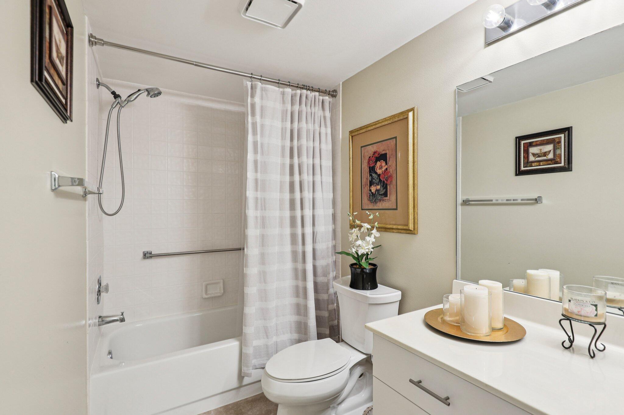 SUNRISE LAKES 203 CONDO - Residential