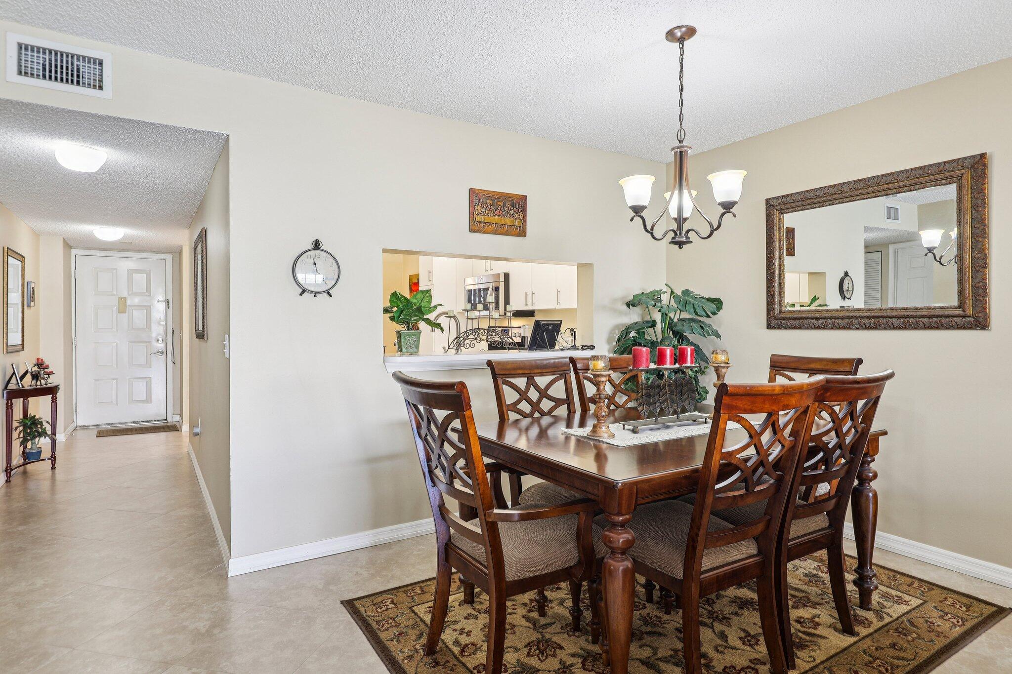 SUNRISE LAKES 203 CONDO - Residential