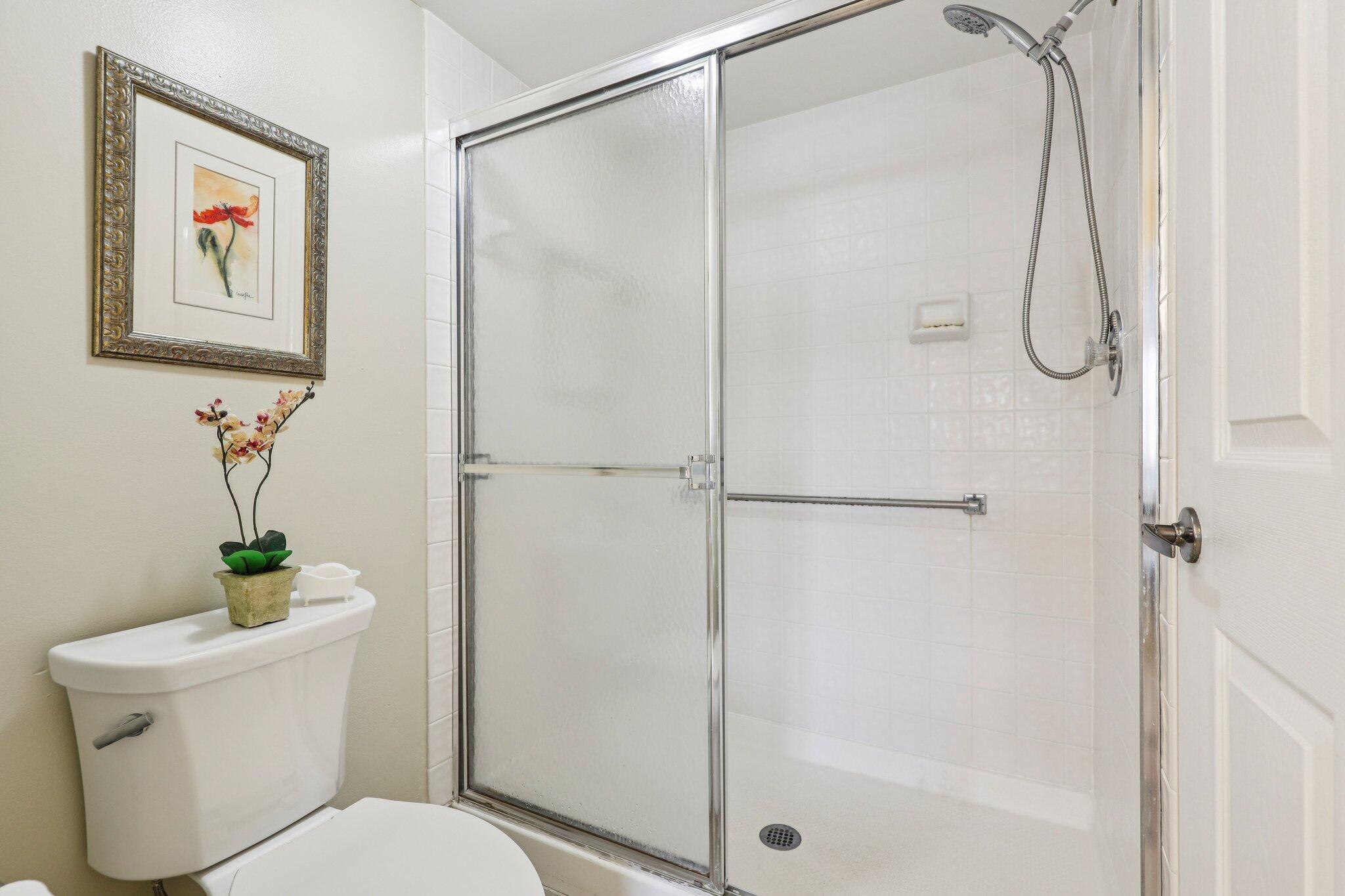 SUNRISE LAKES 203 CONDO - Residential