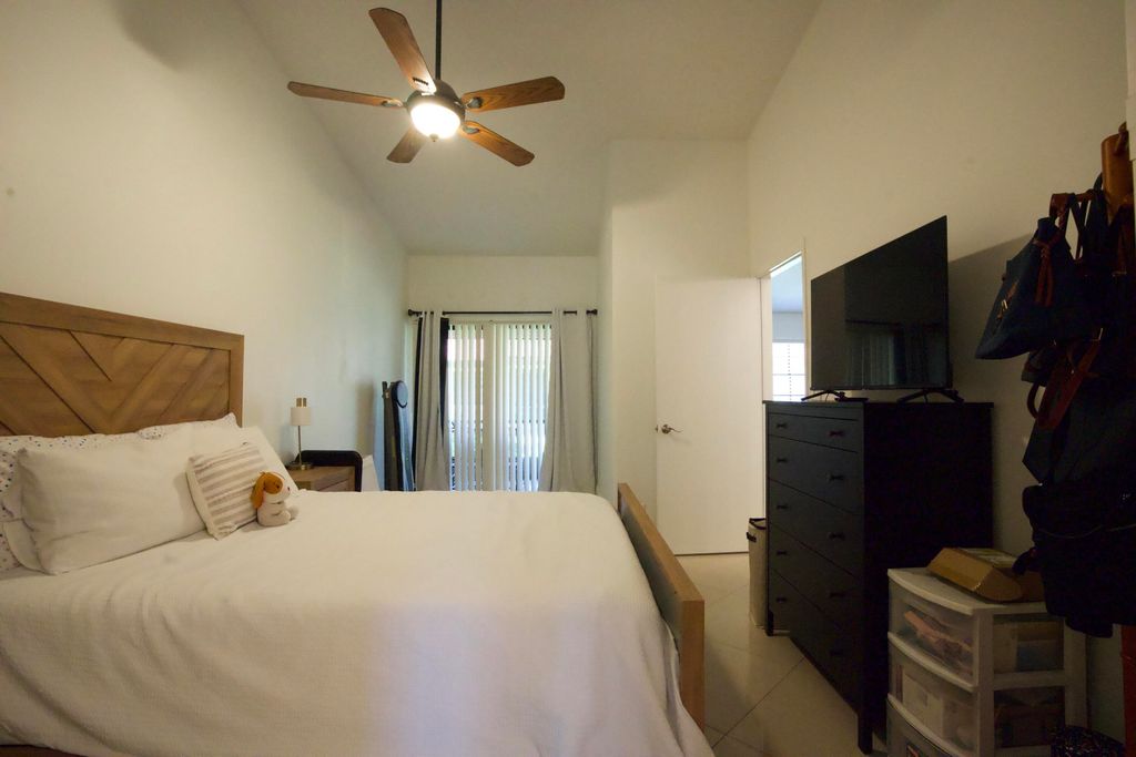Photo of 8989 W Sunrise Boulevard, Plantation, FL 33322 (MLS # B26008719)