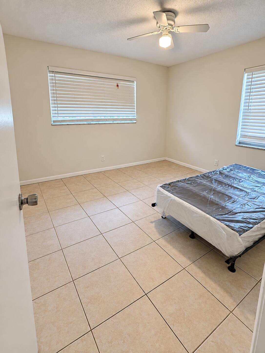 Properties | Stephanie Kaufman 816 NW 8TH Avenue