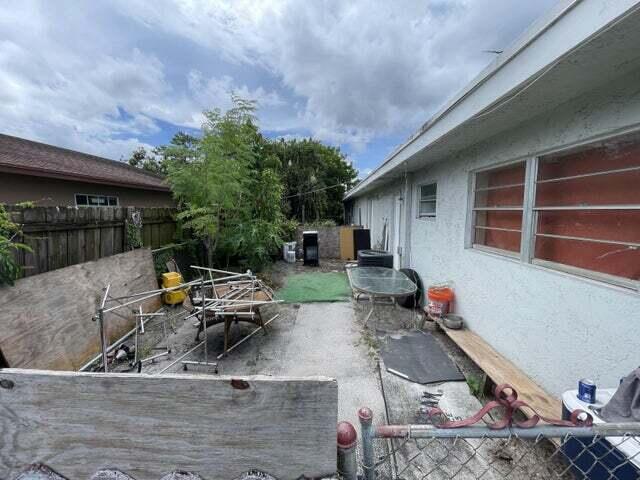 4363 LAKEWOOD Road A