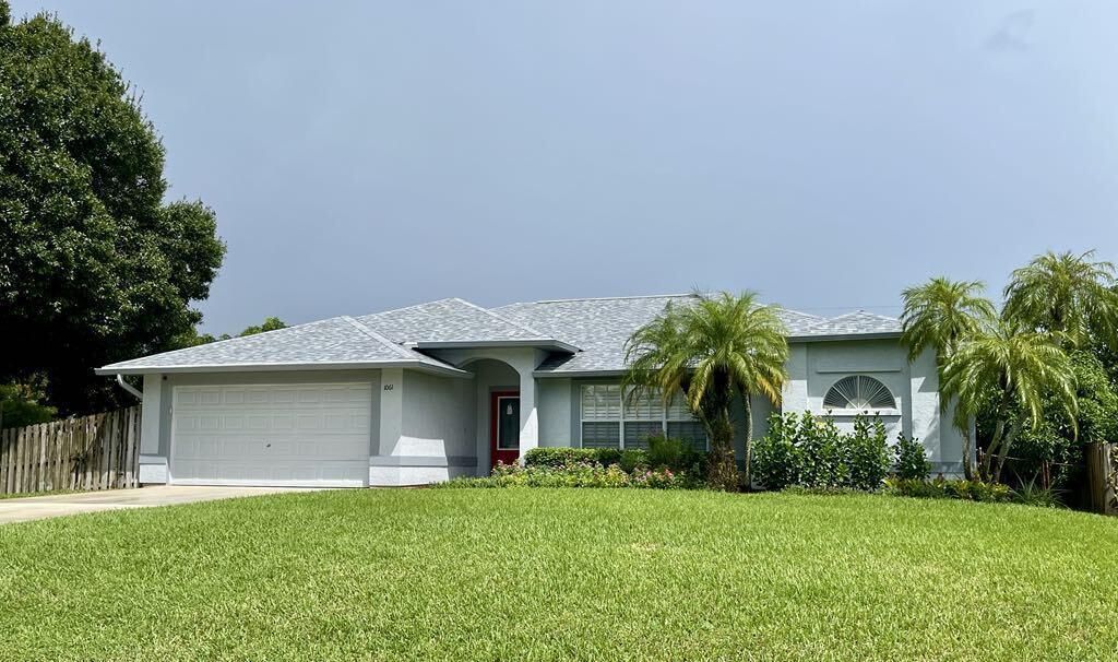 Photo of 1061 SE Seagrass Avenue, Port Saint Lucie, FL 34983 (MLS # R11024143)
