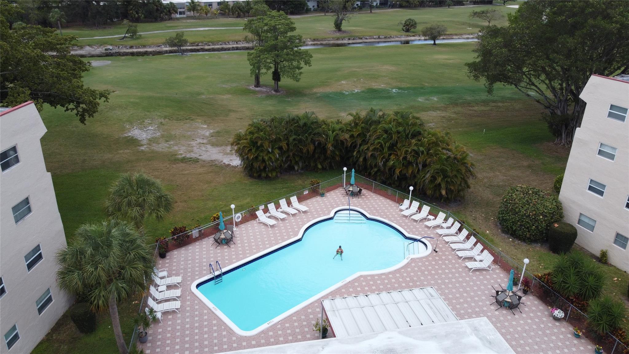View photos, virtual tours, details... 1015 Country Club Dr 306
