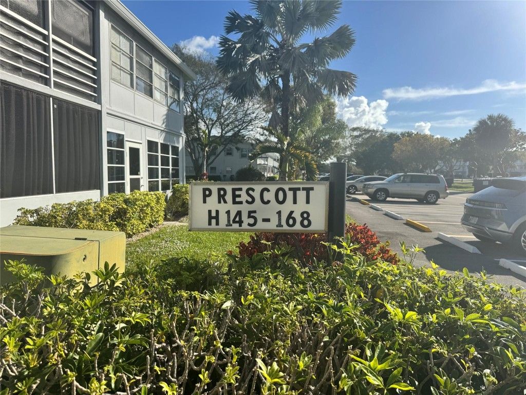 Photo of 154 Prescott H #154, Deerfield Beach, FL 33442 (MLS # F10544323)