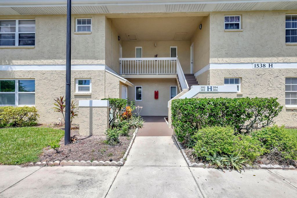 Photo of 1538 SE Royal Green Circle #102, Port Saint Lucie, FL 34952 (MLS # R11164148)