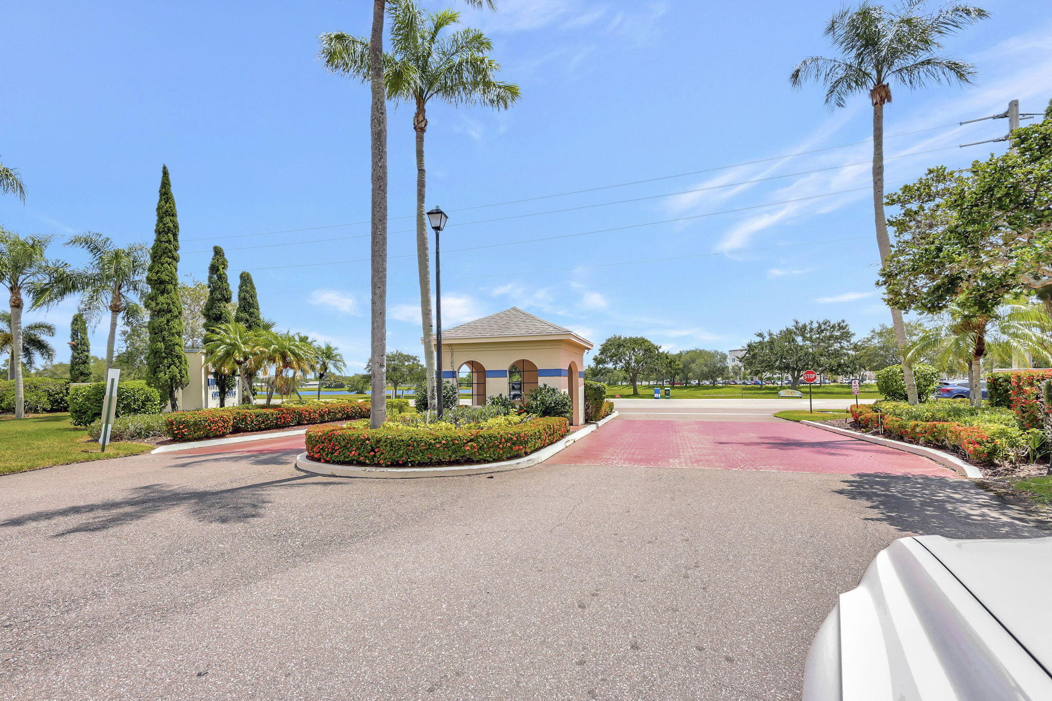 MIDPORT PLACE II, A CONDOMINIUM - Residential