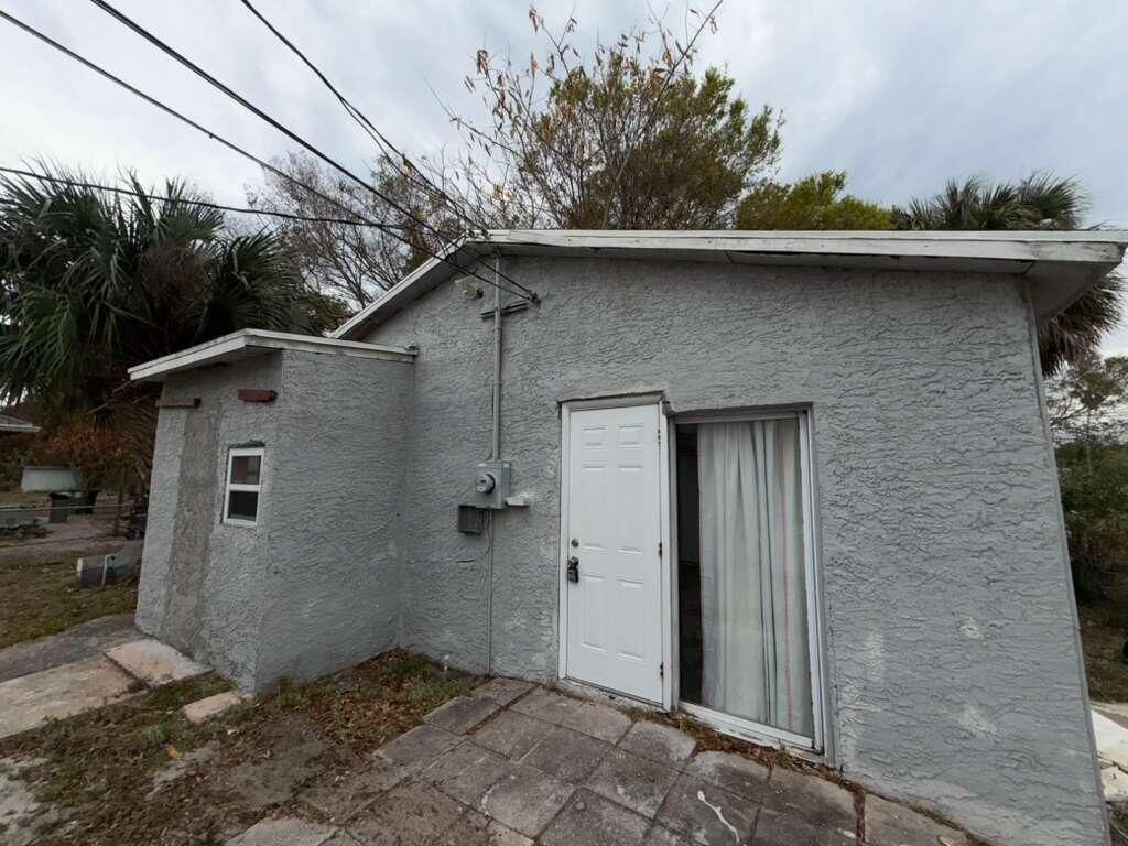 Photo of 701 N 9th Street #B, Fort Pierce, FL 34950 (MLS # R11168235)