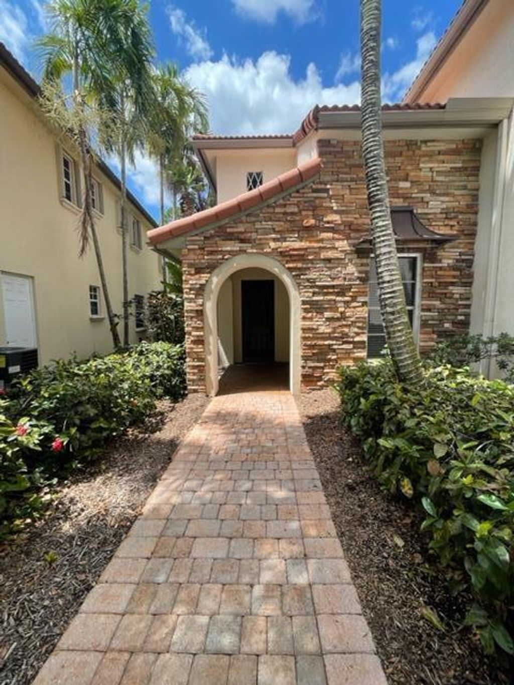Photo of 1811 Flower Drive, Palm Beach Gardens, FL 33410 (MLS # R11101461)