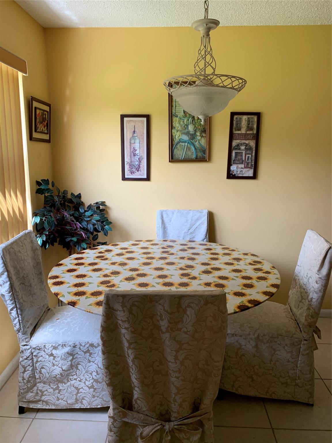 MARKHAM - Residential Lease