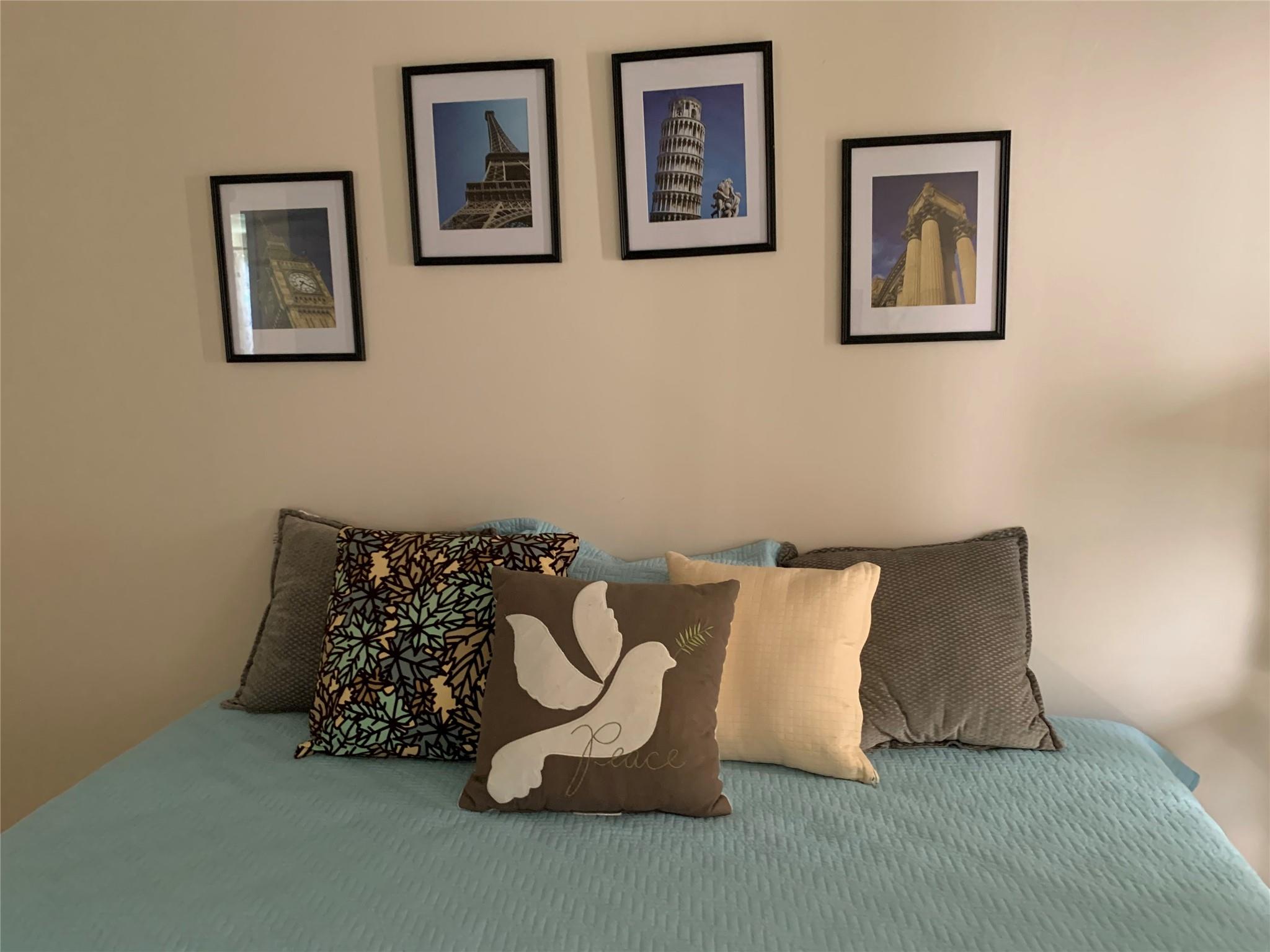 MARKHAM - Residential Lease