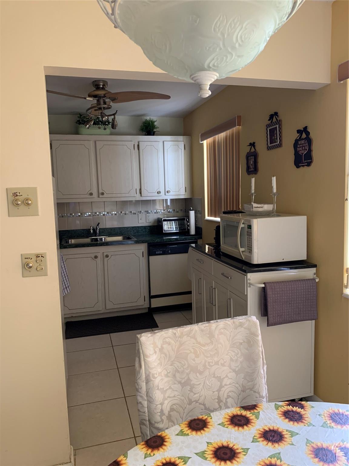 MARKHAM - Residential Lease