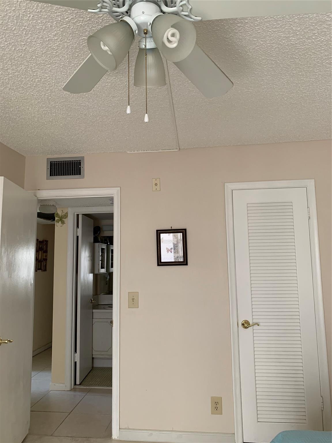 MARKHAM - Residential Lease