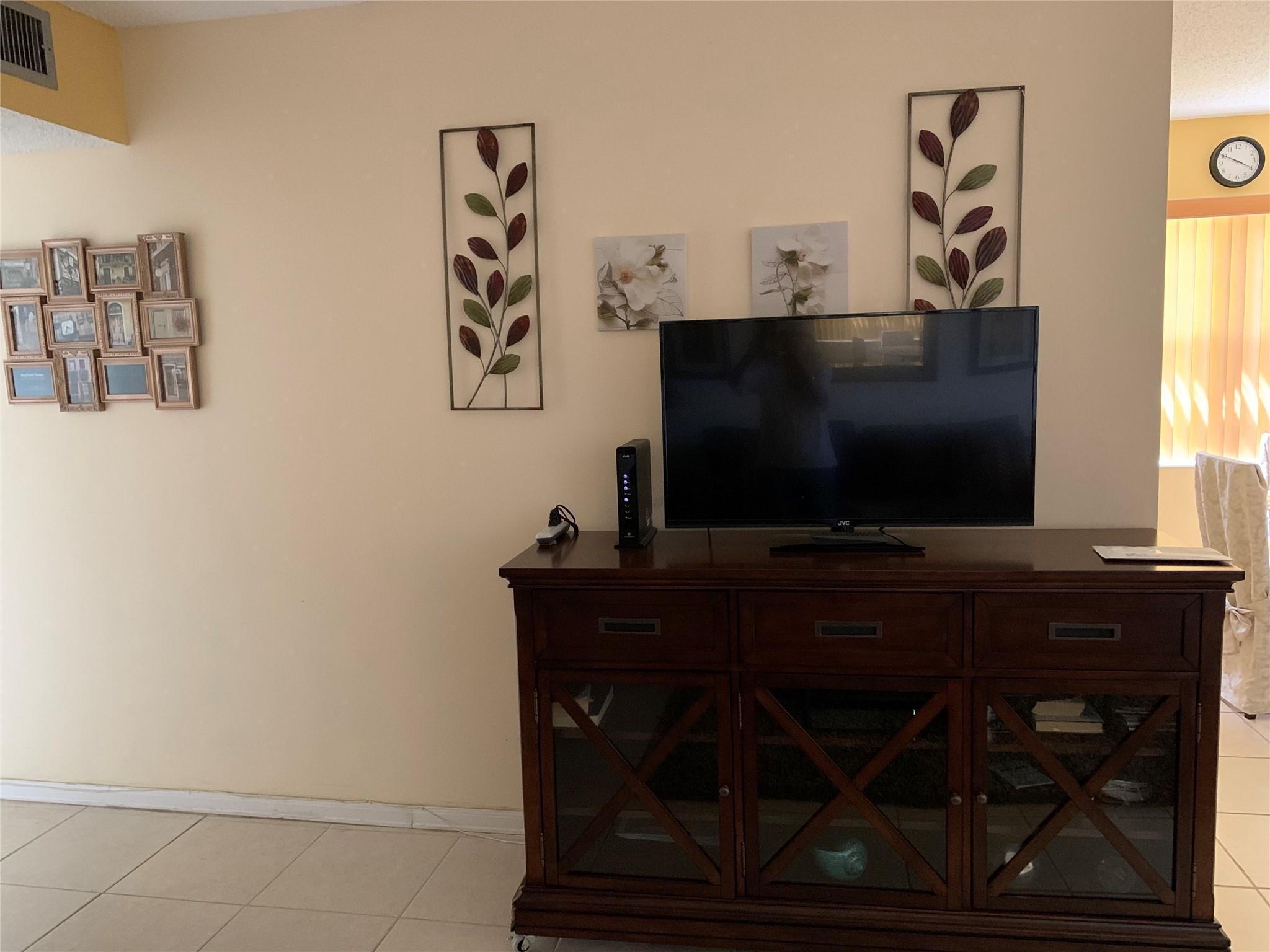 MARKHAM - Residential Lease