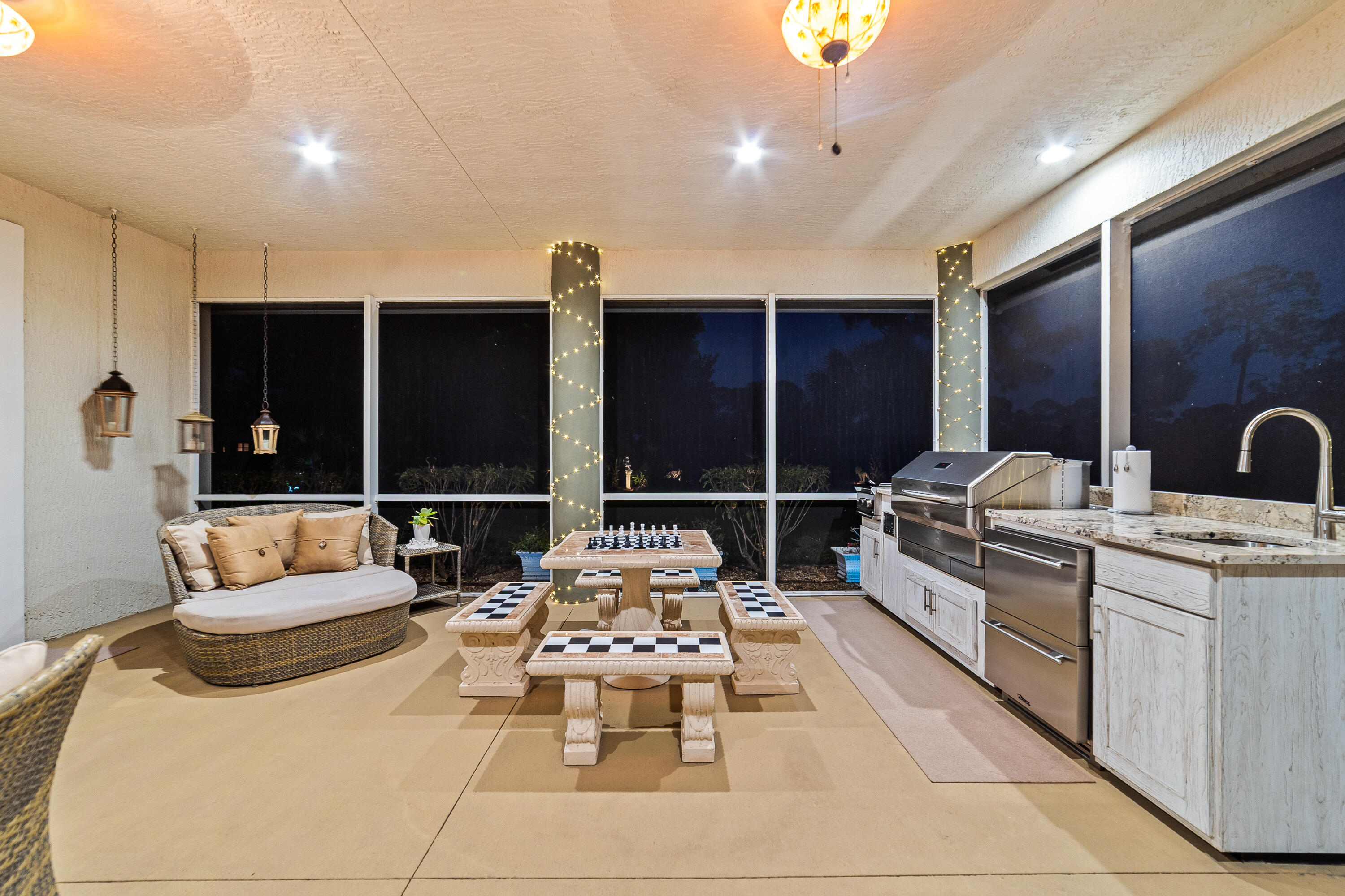 MONTE CARLO COUNTRY CLUB UNIT 2 - Residential