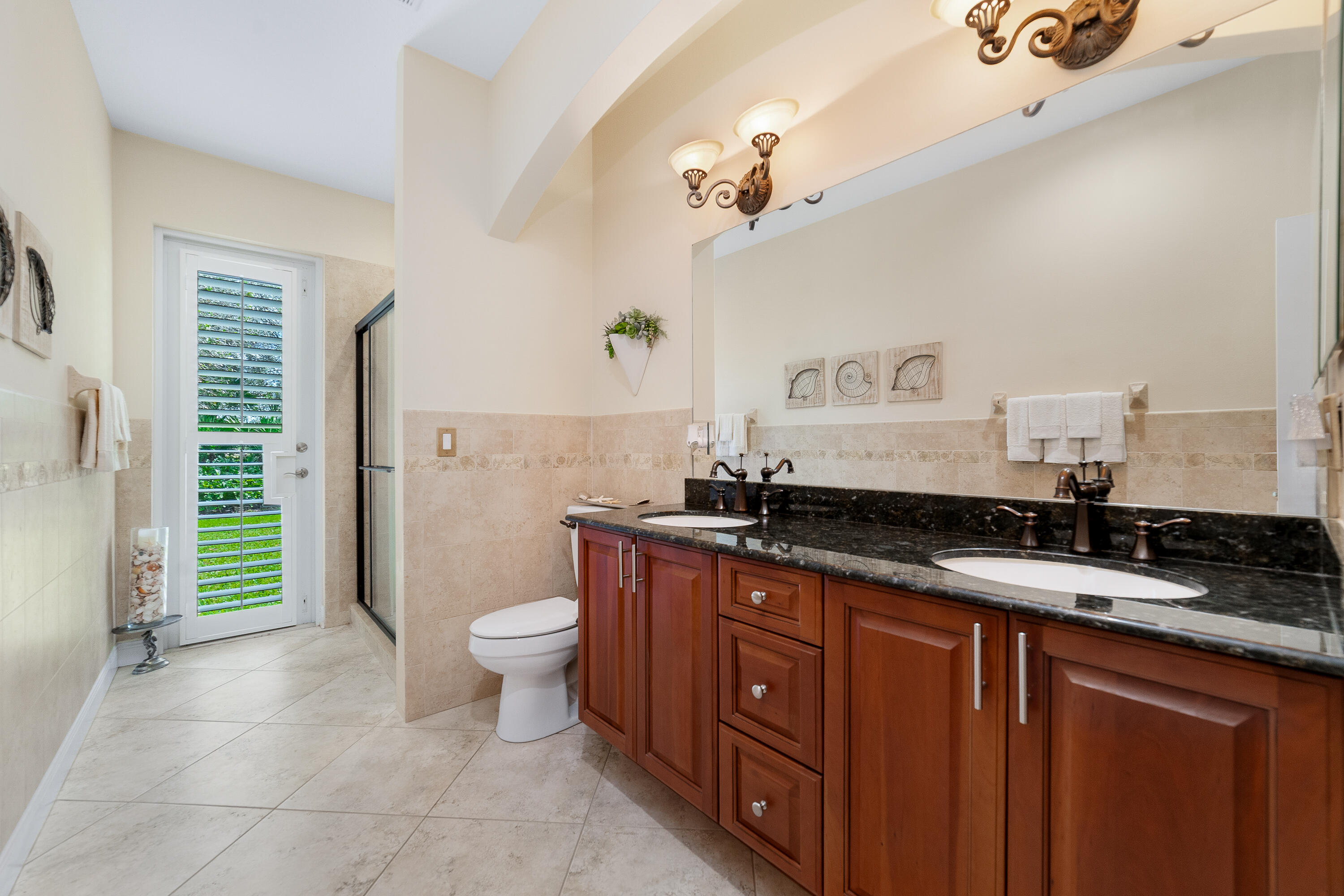 MONTE CARLO COUNTRY CLUB UNIT 2 - Residential