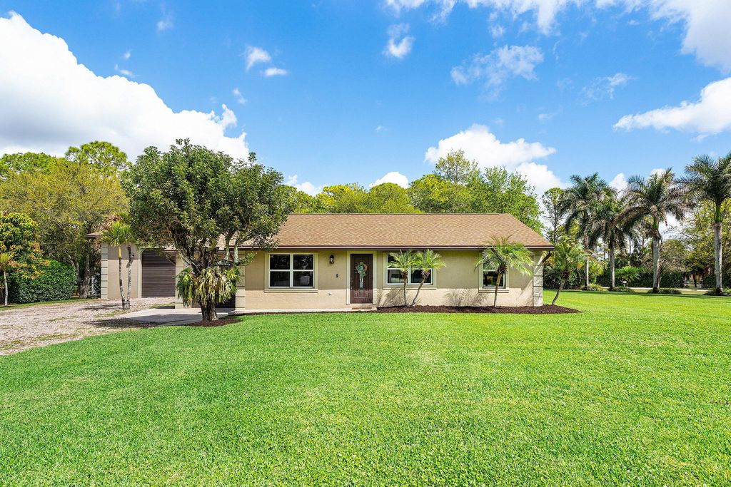 Photo of 17517 60th Lane N, Loxahatchee, FL 33470 (MLS # B26007897)