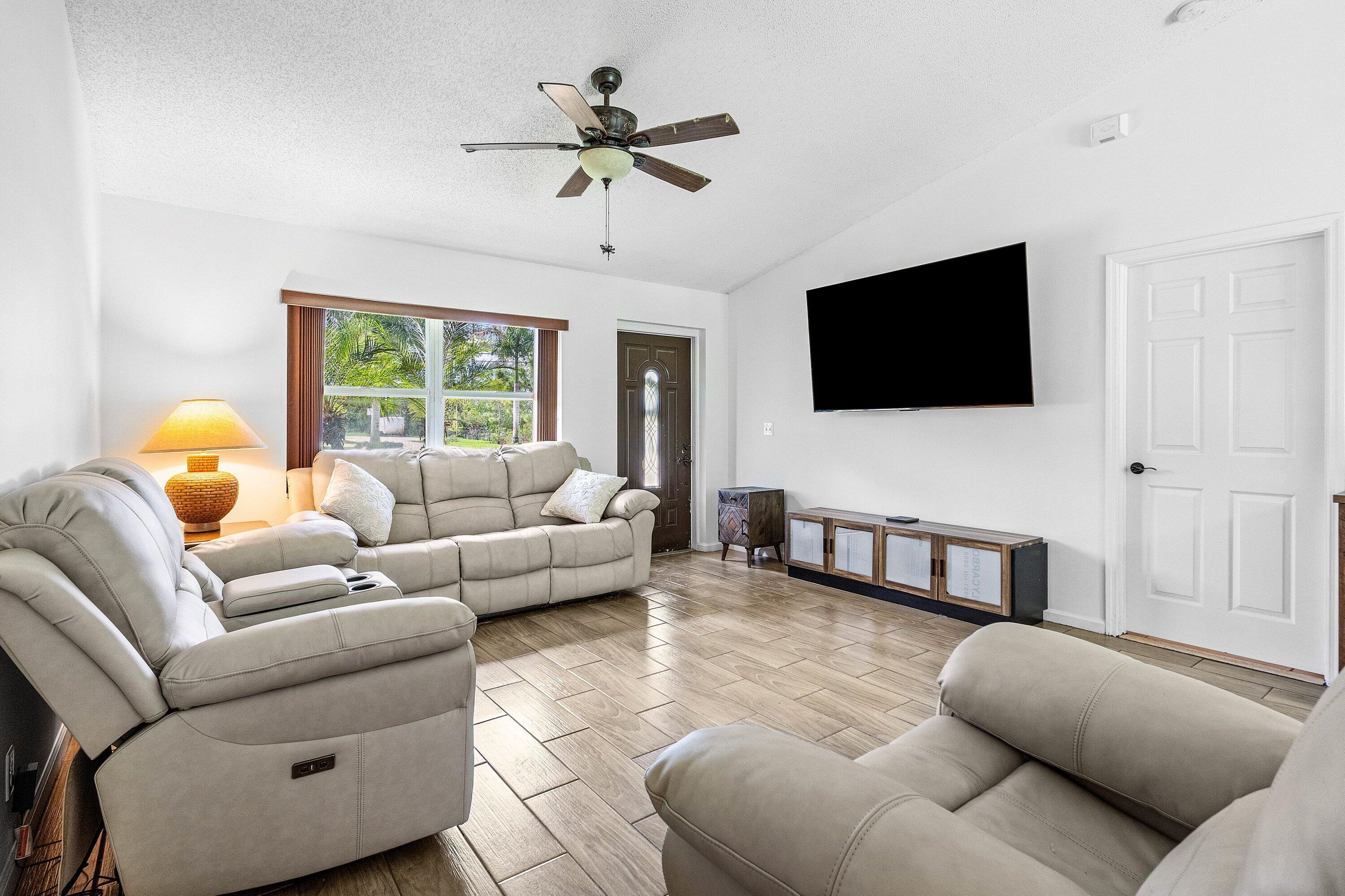 The Acreage - Residential