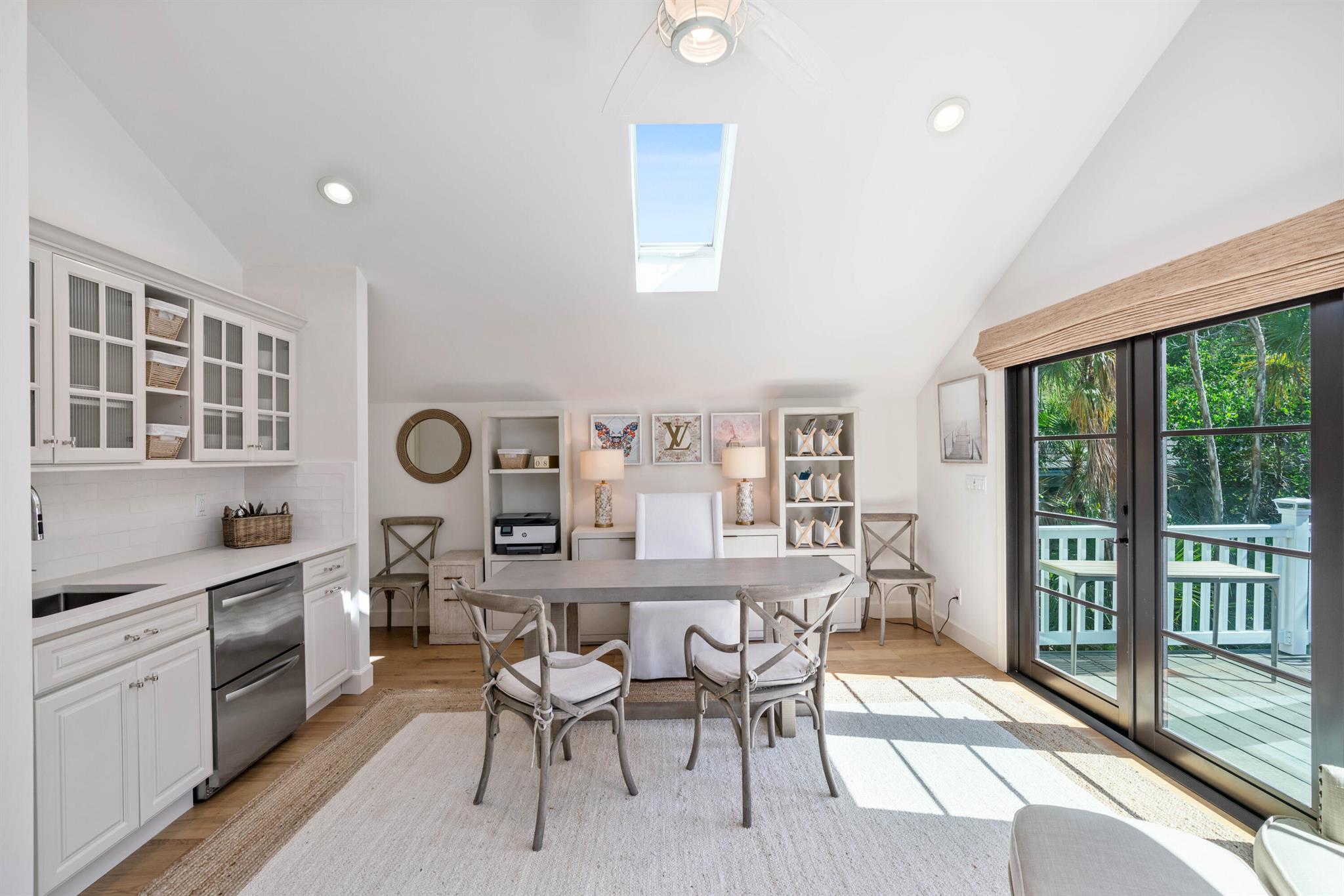 LOBLOLLY BAY - Residential