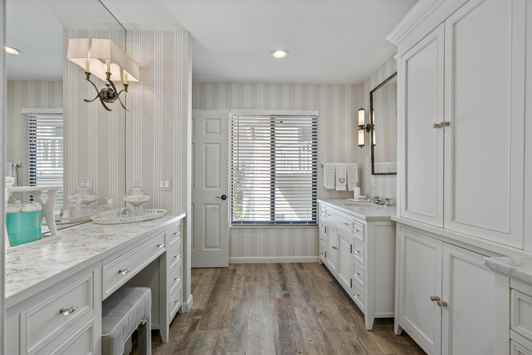 LOBLOLLY BAY - Residential