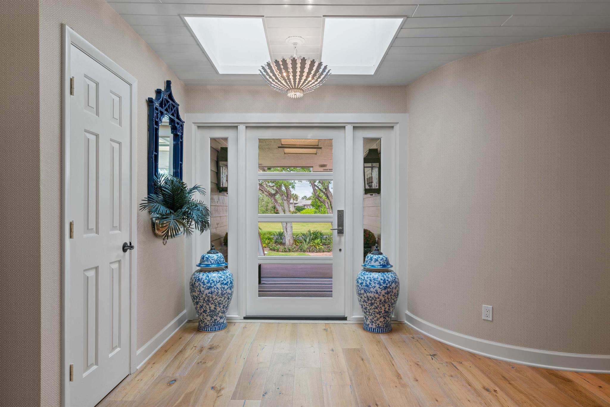 LOBLOLLY BAY - Residential