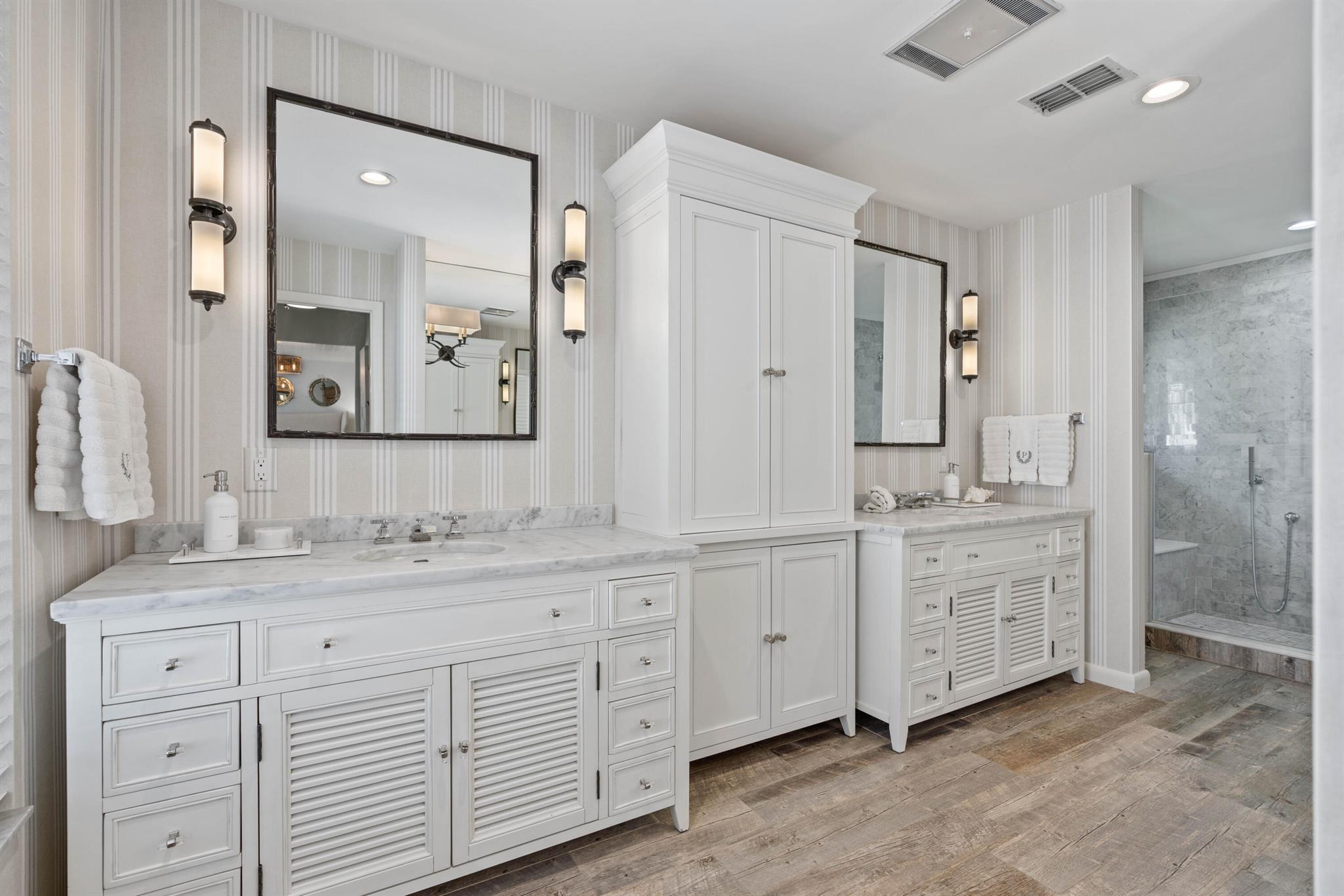 LOBLOLLY BAY - Residential