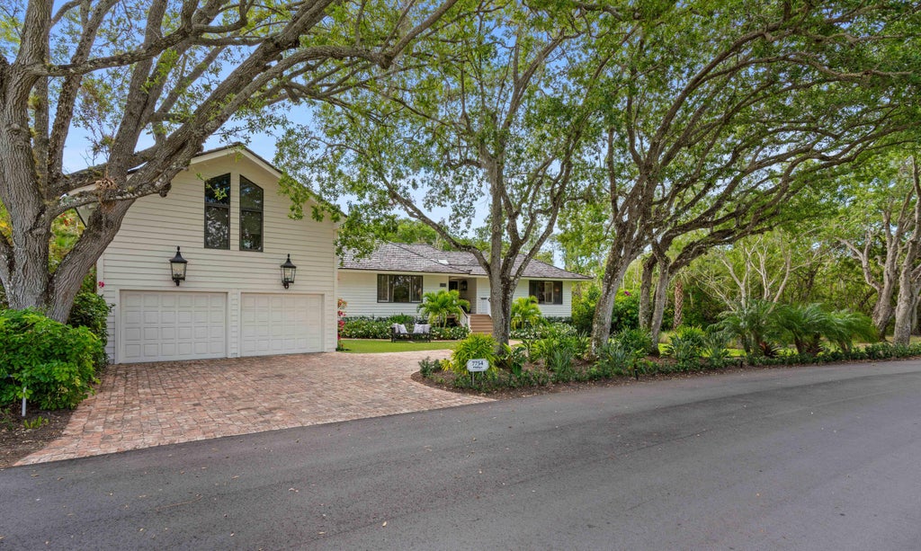 Photo of 7754 SE Loblolly Bay Drive, Hobe Sound, FL 33455 (MLS # R10977958)