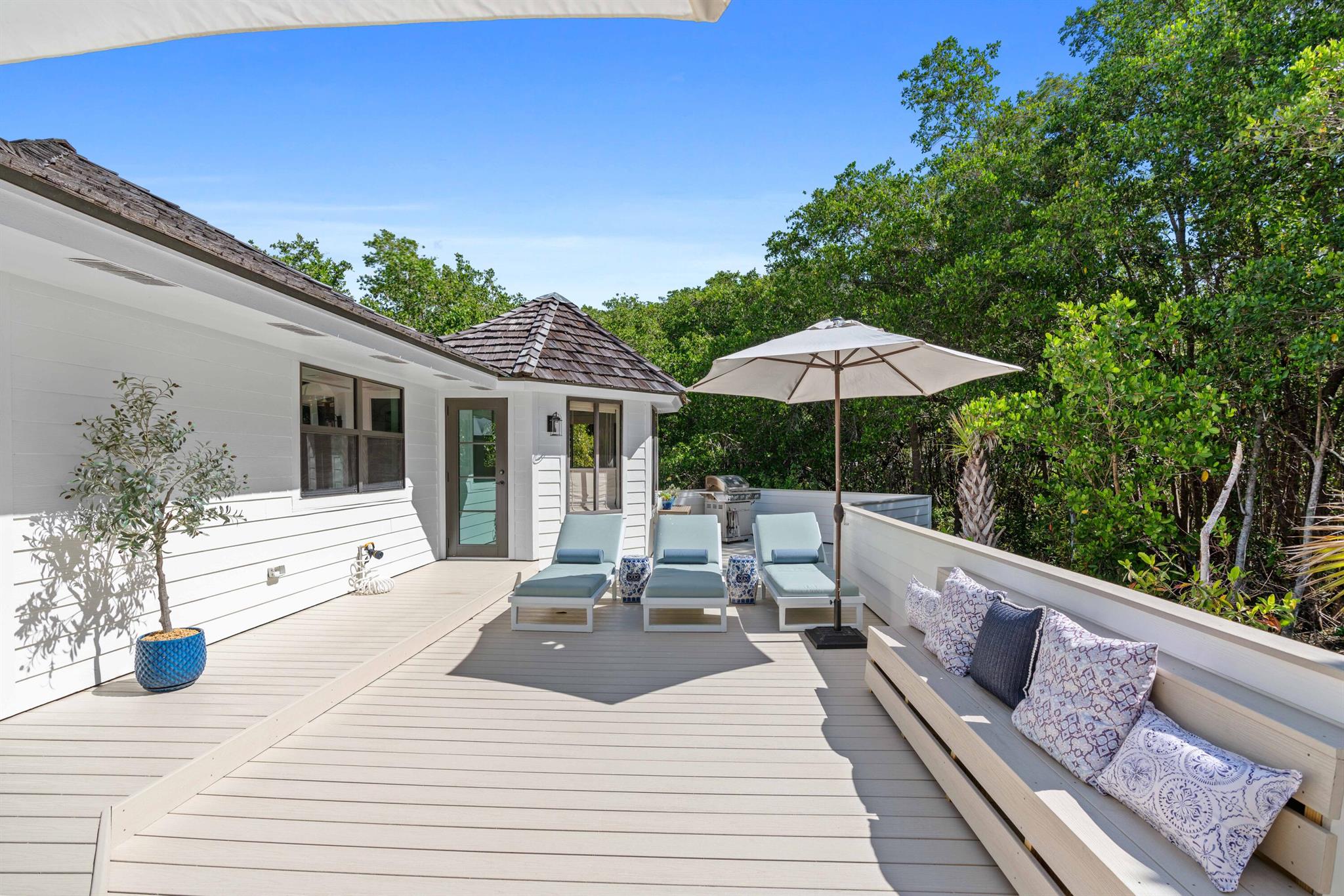 LOBLOLLY BAY - Residential