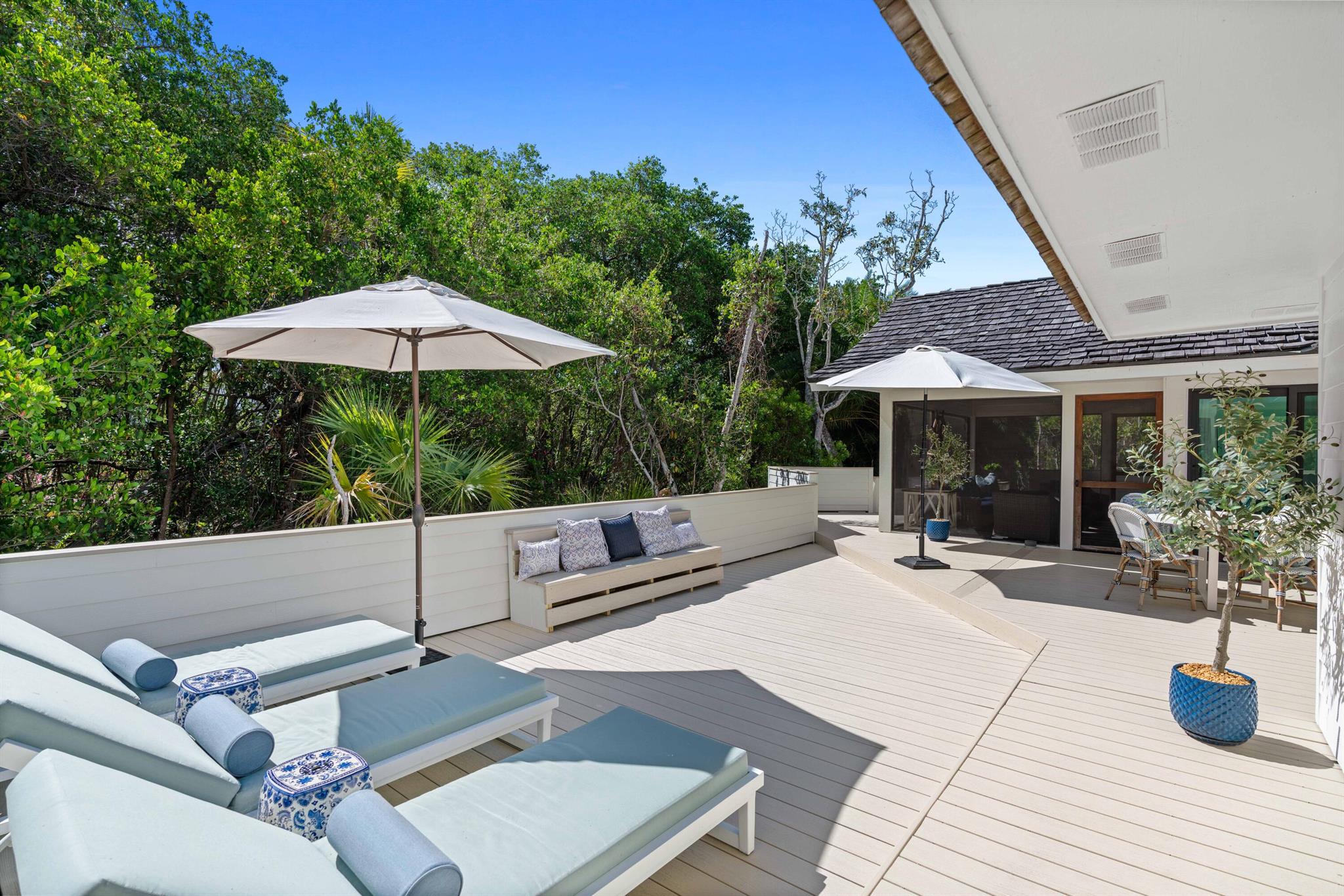 LOBLOLLY BAY - Residential